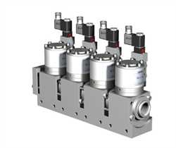 Coax PCS-1/2 15  Modules and Manifolds